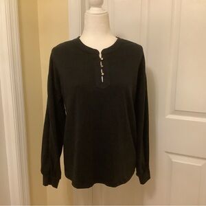 NWT! Black long sleeved tee